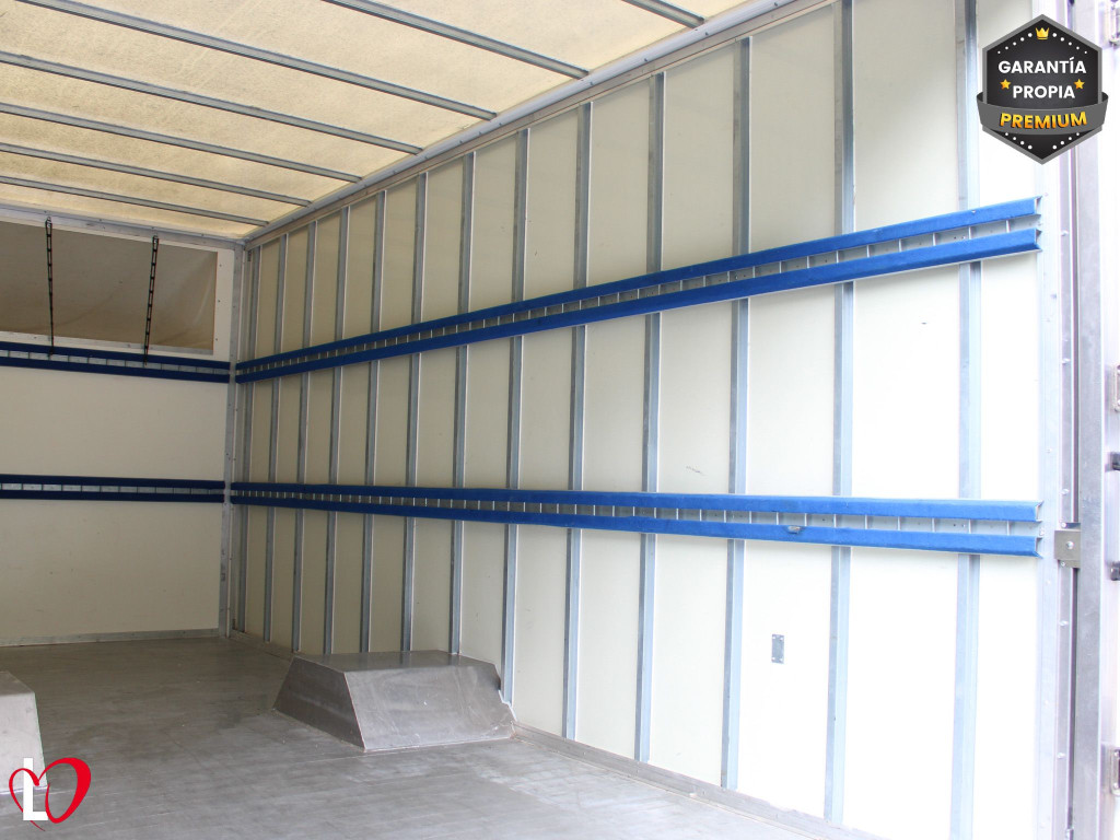 IVECO DAILY CAJA PAQUETERA 3.0D AUTOM. 30M3 35MMA 140 de segunda mano