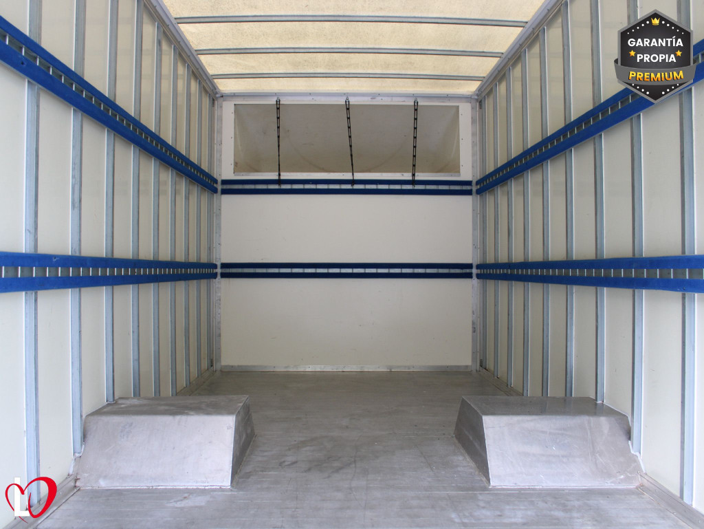 IVECO DAILY CAJA PAQUETERA 3.0D AUTOM. 30M3 35MMA 140 de segunda mano