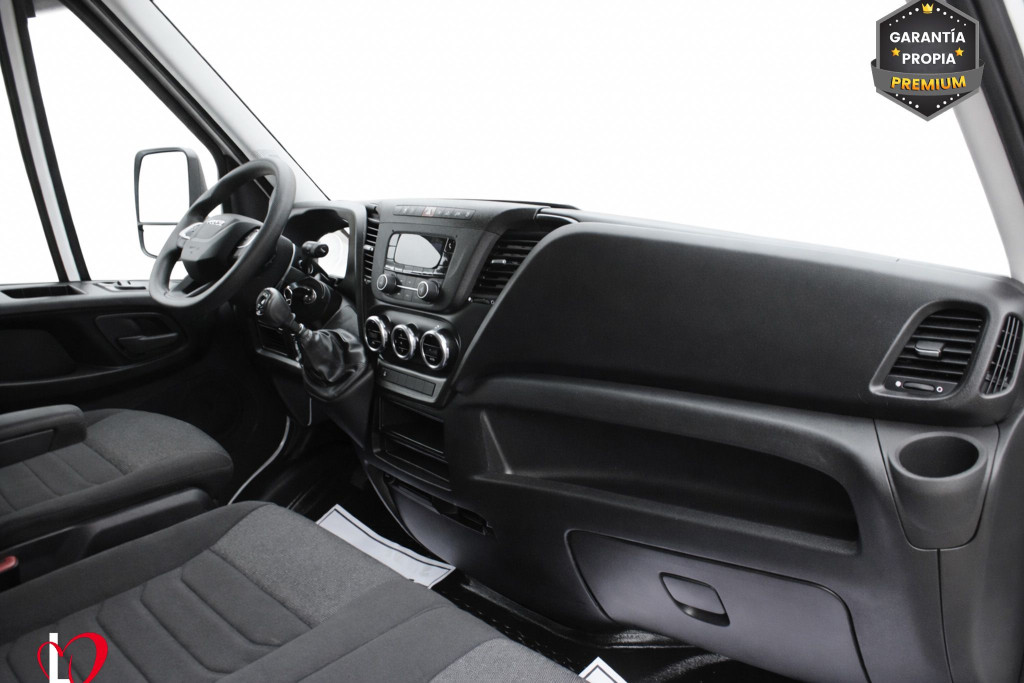 IVECO DAILY CAJA PAQUETERA 3.0D CAJA C/ TRAMPILLA  20 M3 160 de segunda mano