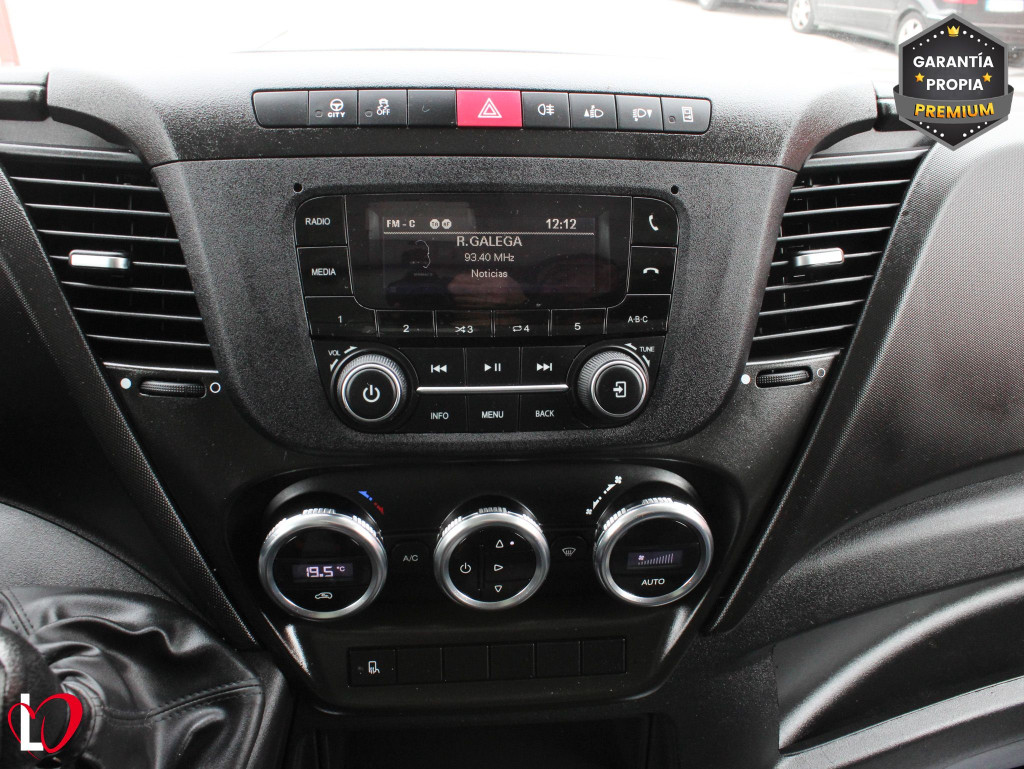 IVECO DAILY CAJA PAQUETERA 3.0D CAJA C/ TRAMPILLA  20 M3 160 de segunda mano