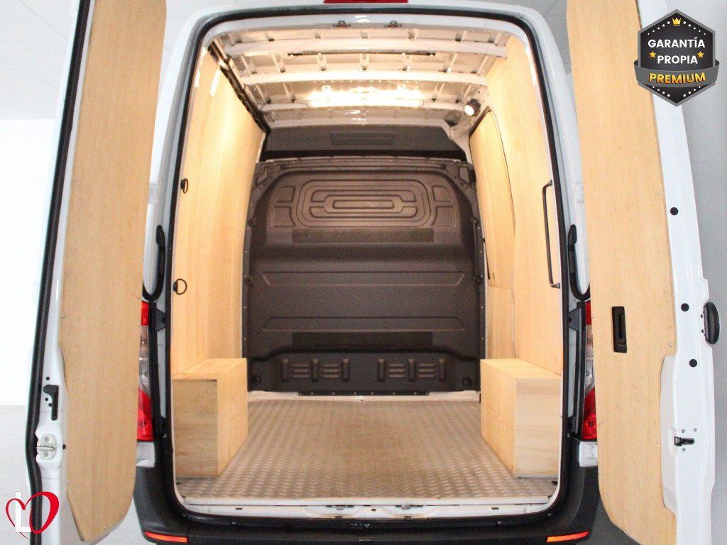 MERCEDES SPRINTER 215 DCI FURGON MEDIO 300 30T GPS 150 de segunda mano