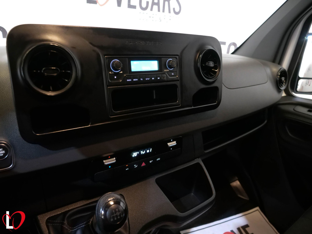 MERCEDES SPRINTER 314 CDI 2.2 FURGON LARGO 143 de segunda mano
