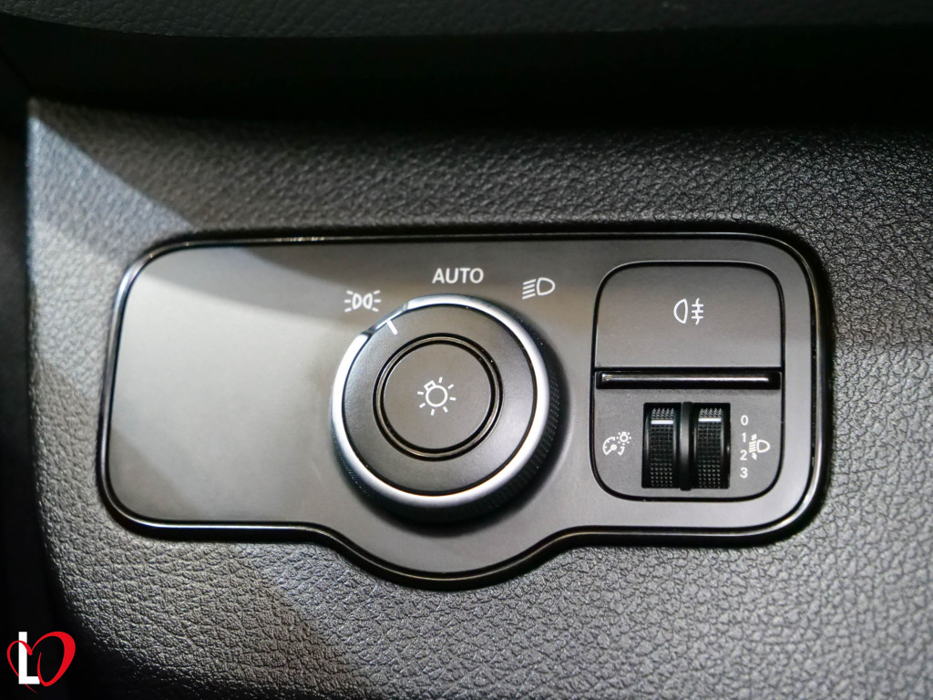 MERCEDES SPRINTER 314 CDI 2.2 FURGON LARGO 143 de segunda mano