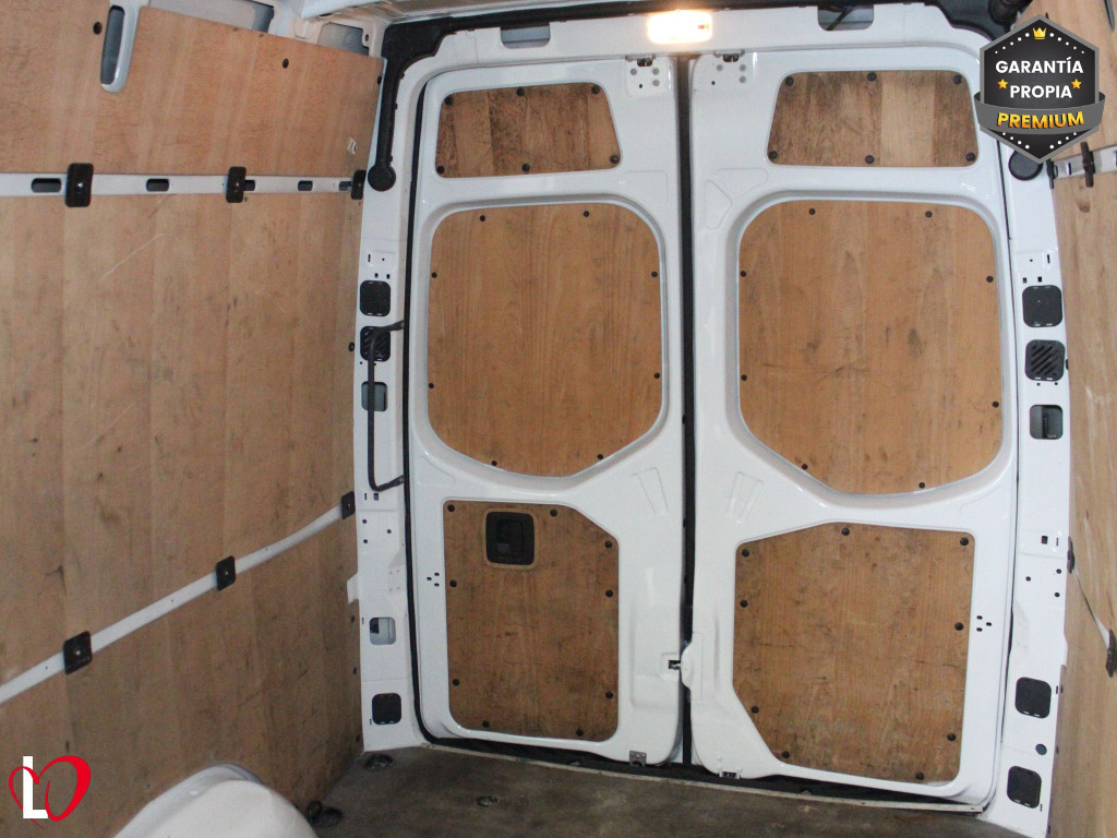 MERCEDES SPRINTER 315 CDI FURGON MEDIO ALTO 150 de segunda mano