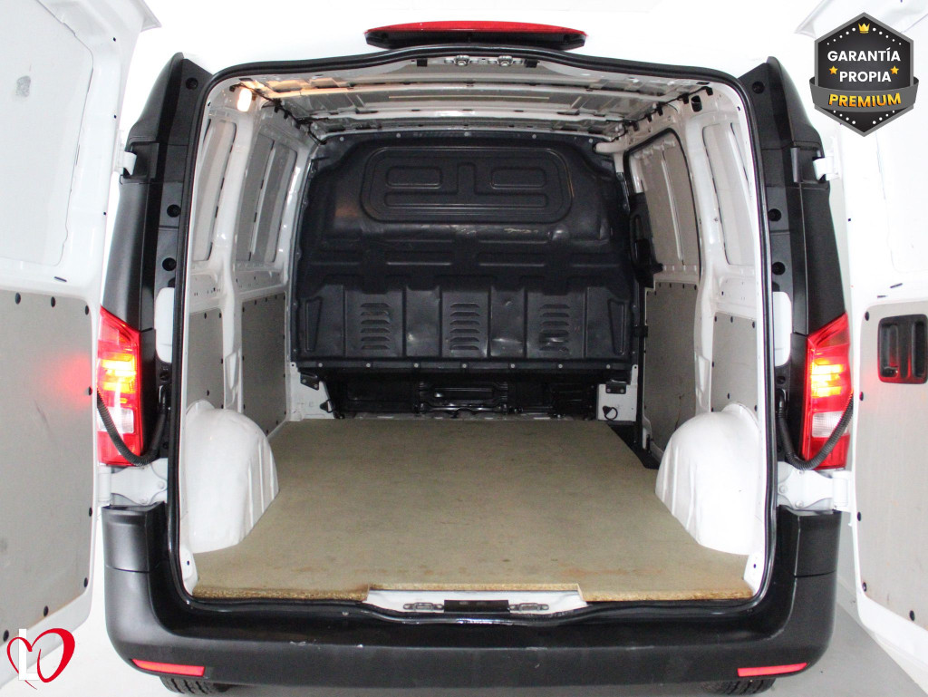 MERCEDES VITO 110 CDI FURGON CORTO 100 de segunda mano