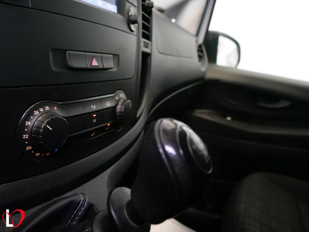 MERCEDES VITO 111 CDI FURGON LARGO TALLER 114 de segunda mano