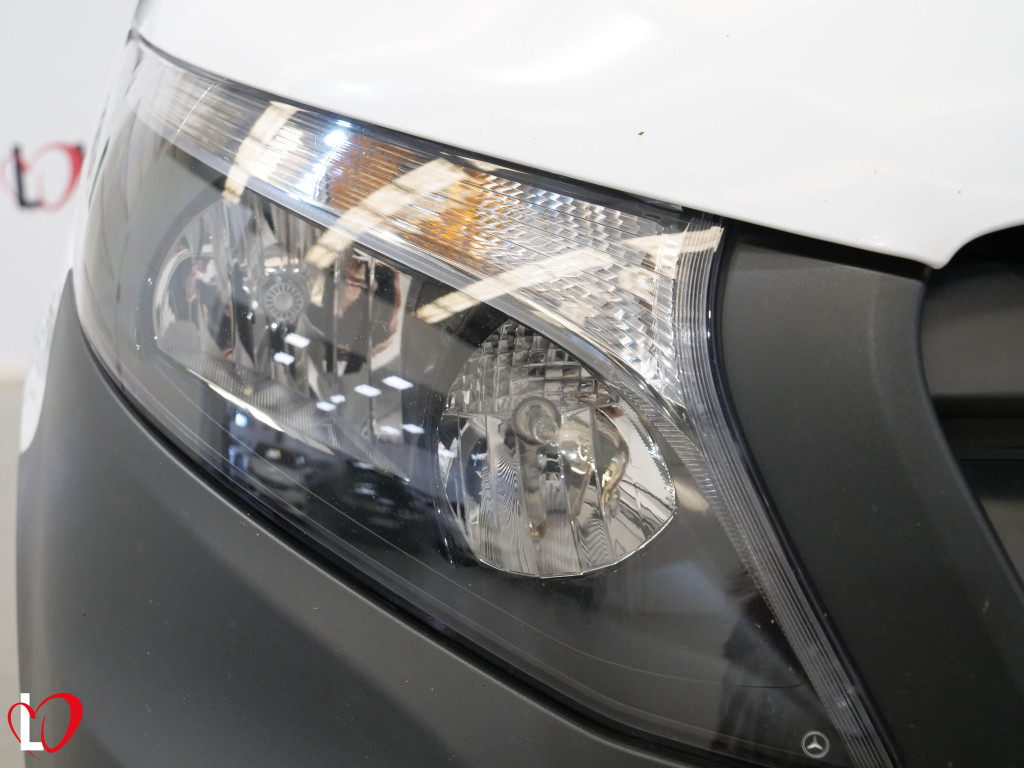 MERCEDES VITO 111 CDI FURGON LARGO TALLER 114 de segunda mano