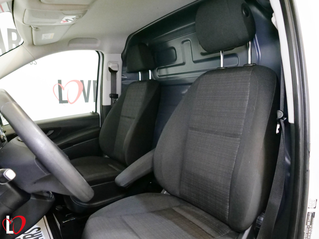 MERCEDES VITO 111 CDI FURGON LARGO TALLER 114 de segunda mano