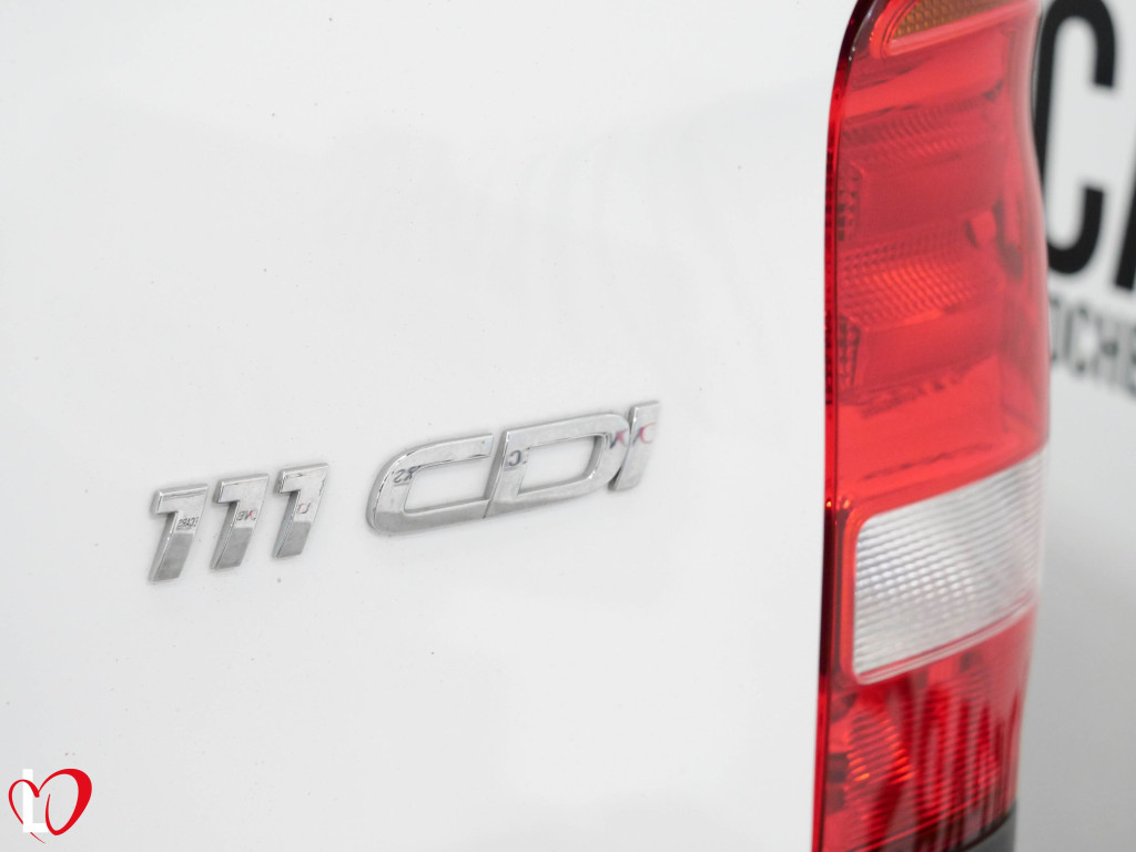MERCEDES VITO 111 CDI FURGON LARGO TALLER 114 de segunda mano