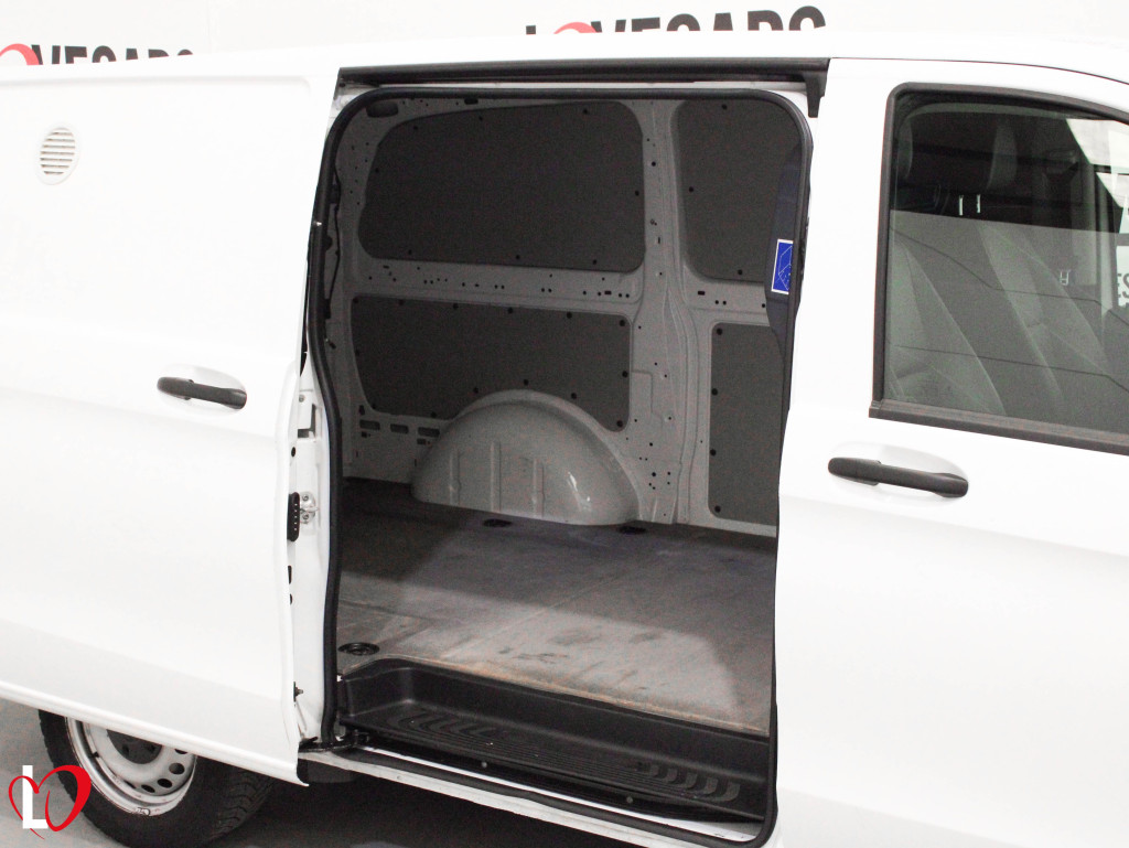 MERCEDES VITO 111CDI FURGON LARGA 114 de segunda mano