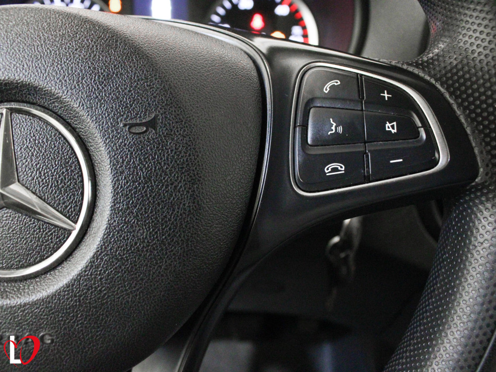 MERCEDES VITO 111CDI FURGON LARGA 114 de segunda mano