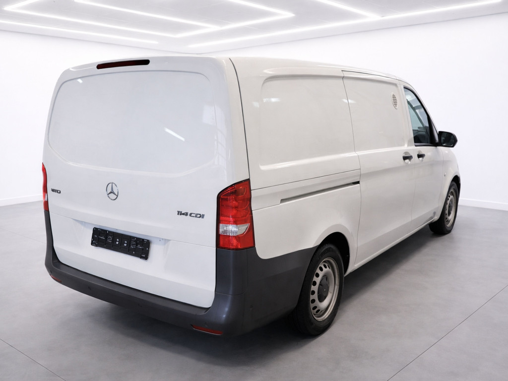 MERCEDES VITO 114 CDI 2.2 AUTOM. FURGON TALLER 136 de segunda mano