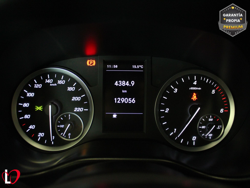 MERCEDES VITO 114 CDI 2.2 FURGON LARGO TALLER 136 de segunda mano