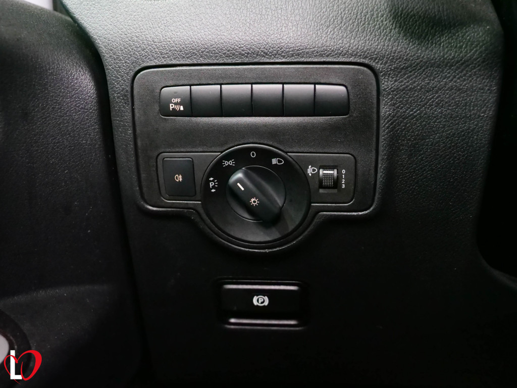 MERCEDES VITO 114 CDI AUTO COMBI 9 PLAZAS 136 de segunda mano