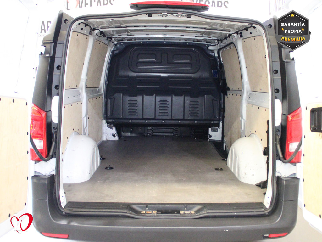 MERCEDES VITO 114 CDI AUTOM. FG. LARGA 136 de segunda mano