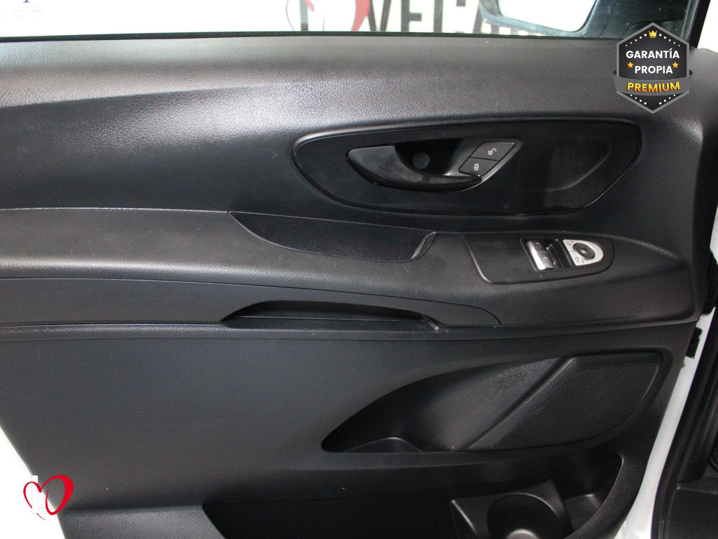 MERCEDES VITO 114 CDI AUTOM. FG. LARGA 136 de segunda mano