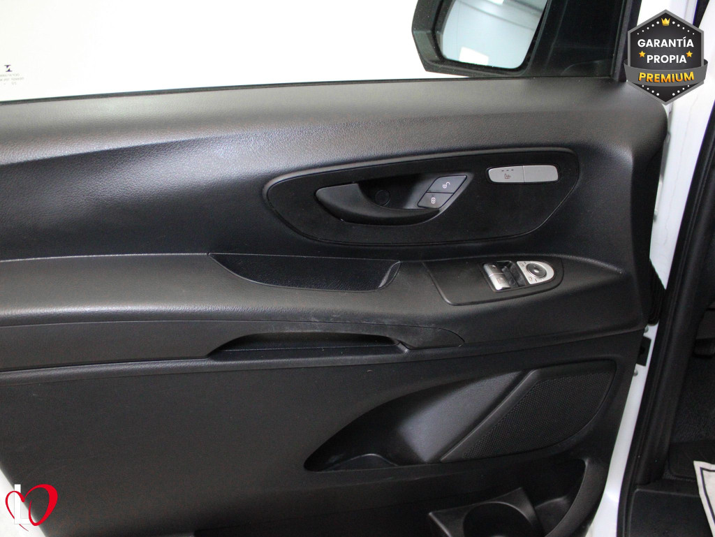 MERCEDES VITO 114 CDI  FURGON TALLER 136 de segunda mano
