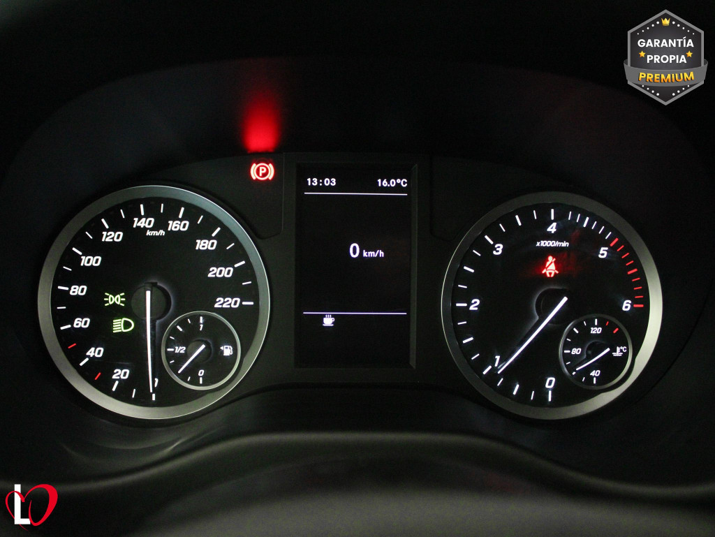 MERCEDES VITO 114 CDI  FURGON TALLER 136 de segunda mano