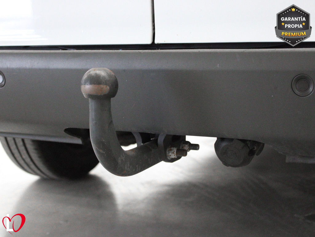 MERCEDES VITO 114 CDI  FURGON TALLER 136 de segunda mano