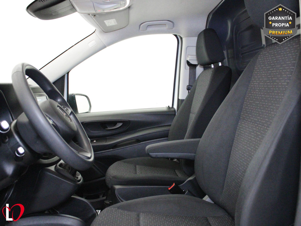 MERCEDES VITO 114 CDI  FURGON TALLER 136 de segunda mano