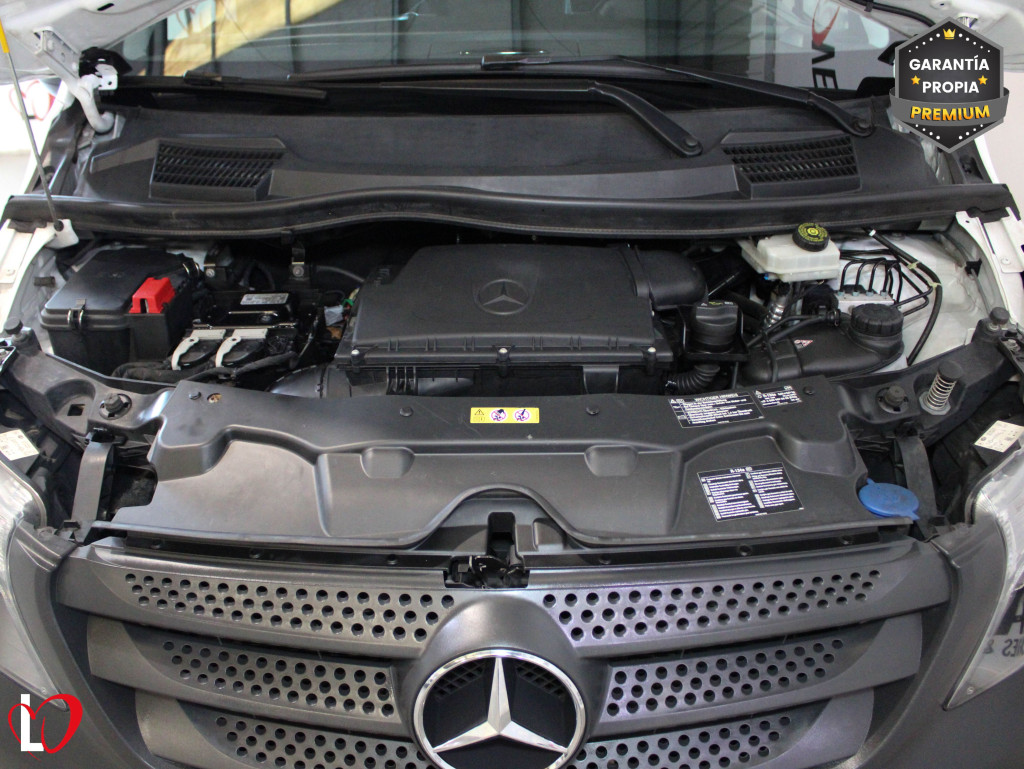 MERCEDES VITO 114 CDI FURGON TALLER LARGA 136 de segunda mano