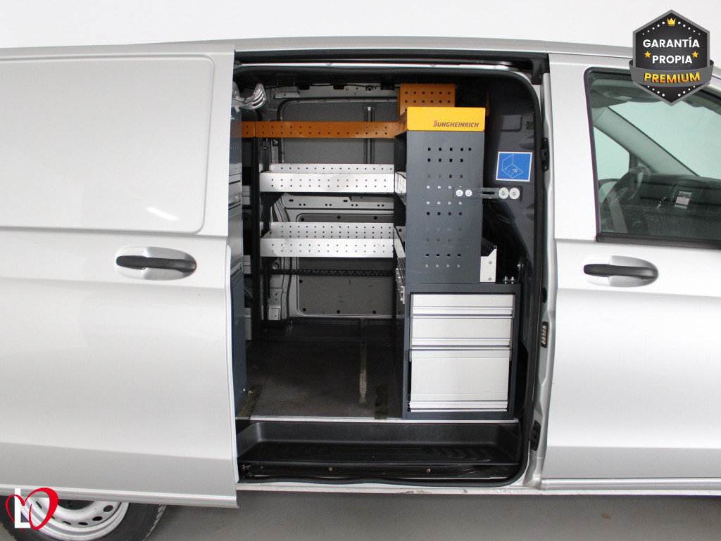 MERCEDES VITO 114 CDI FURGON TALLER LARGA 136 de segunda mano