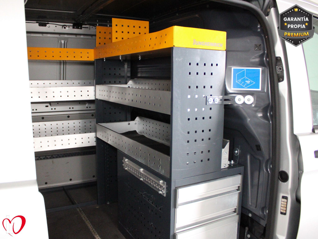 MERCEDES VITO 114 CDI FURGON TALLER LARGA 136 de segunda mano