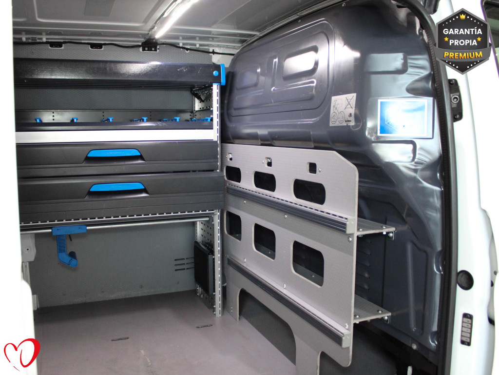 MERCEDES VITO 114 CDI FURGON TALLER LARGA 136 de segunda mano