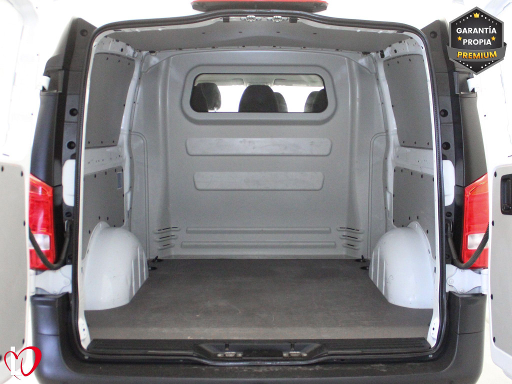 MERCEDES VITO 114 DCI LARGA  6 PLAZAS GPS 136 de segunda mano