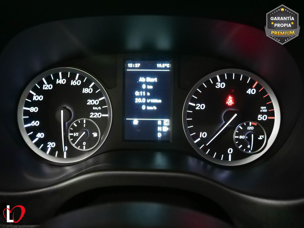 MERCEDES VITO TALLER 114 CDI AUTO LARGA 4MATIC 136 de segunda mano