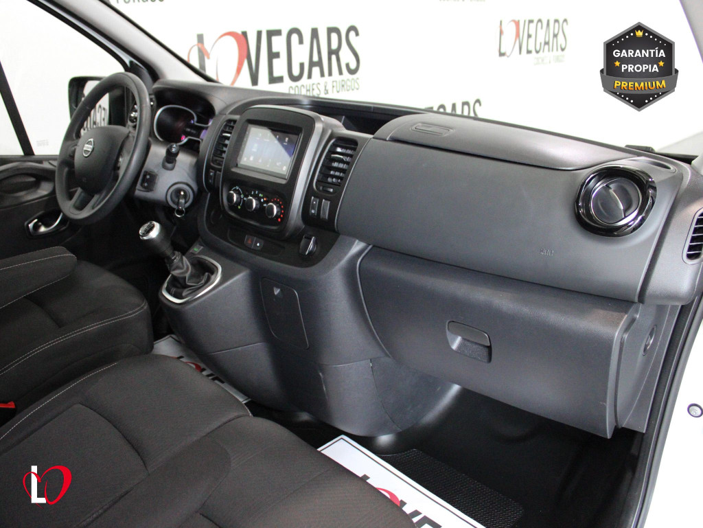 NISSAN NV 300 DCI FURGÓN CERRADO 6 VEL 120 de segunda mano