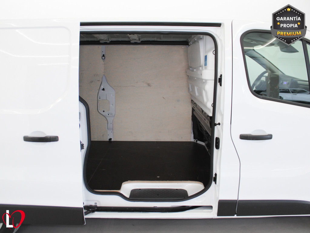 NISSAN PRIMASTAR 2.0 DCI FURGON. L2 H1 130 de segunda mano