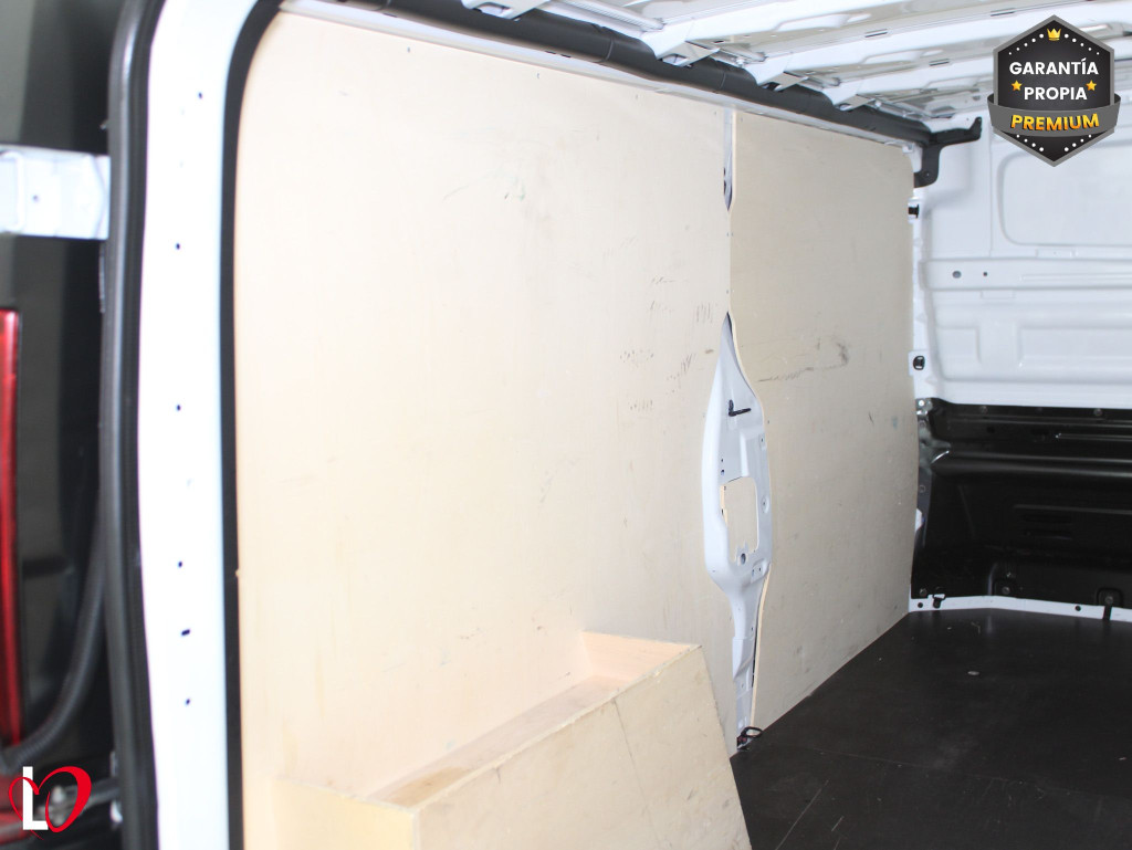 NISSAN PRIMASTAR 2.0 DCI FURGON. L2 H1 130 de segunda mano