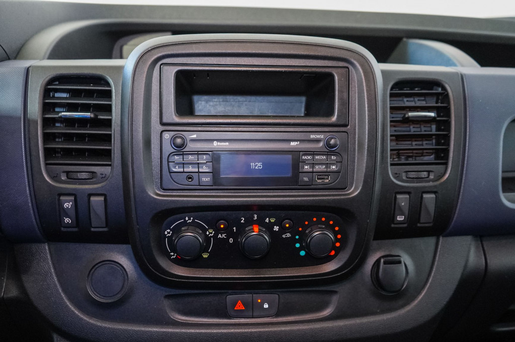 OPEL VIVARO 1.6 CDTI L1 H1 FURGÓN CERRADO 115 de segunda mano