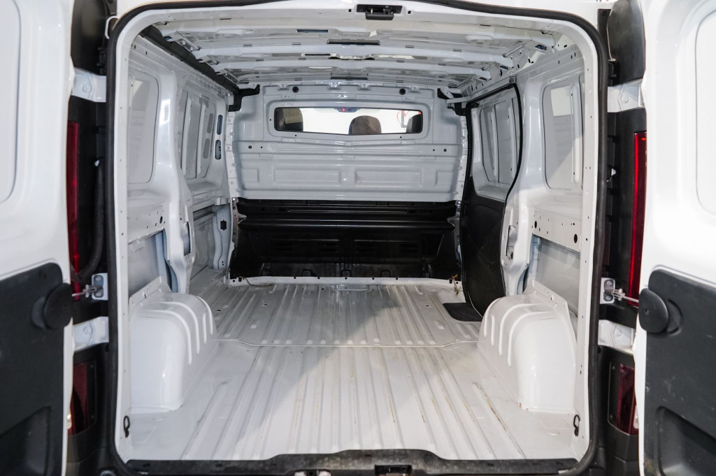 OPEL VIVARO 1.6 CDTI L1 H1 FURGÓN CERRADO 115 de segunda mano