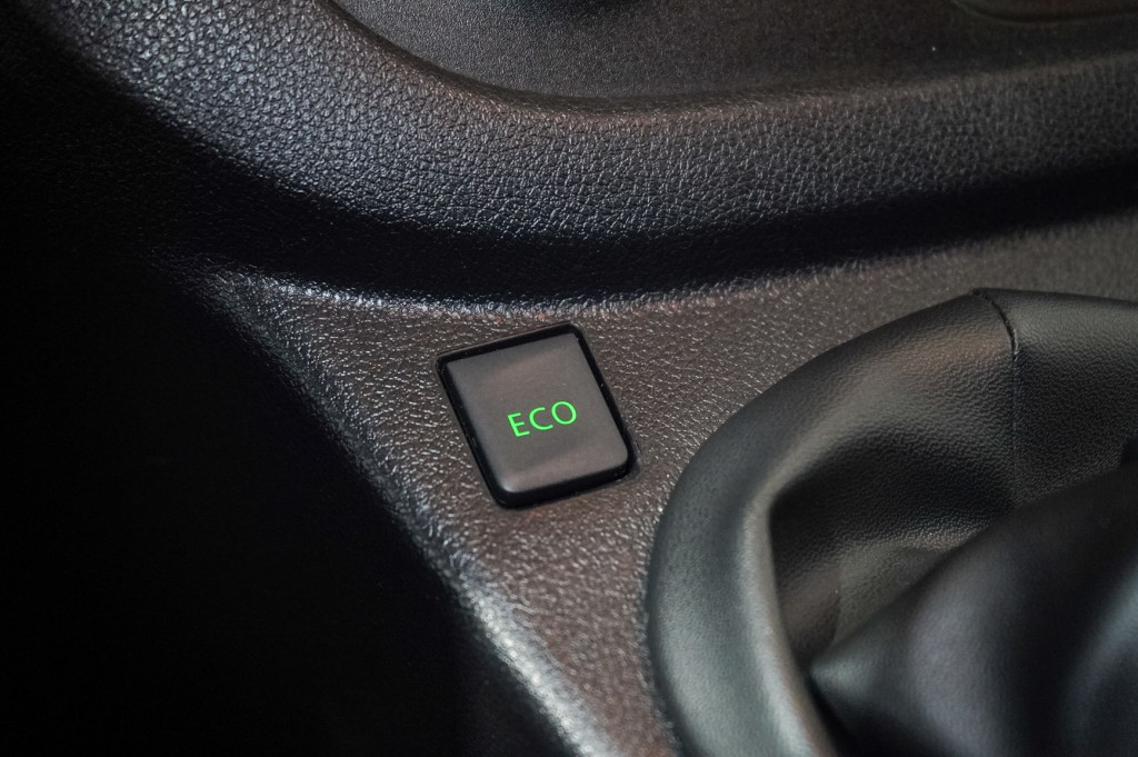 OPEL VIVARO 1.6 CDTI L1 H1 FURGÓN CERRADO 115 de segunda mano