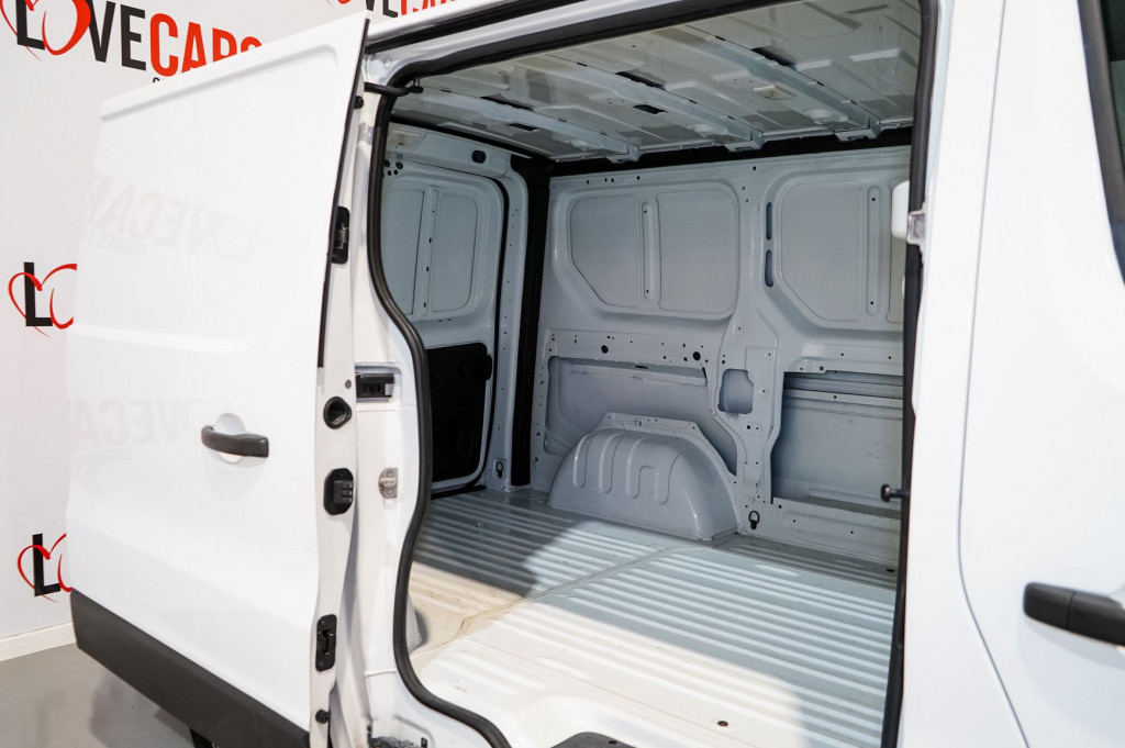 OPEL VIVARO 1.6 CDTI L1 H1 FURGÓN CERRADO 115 de segunda mano