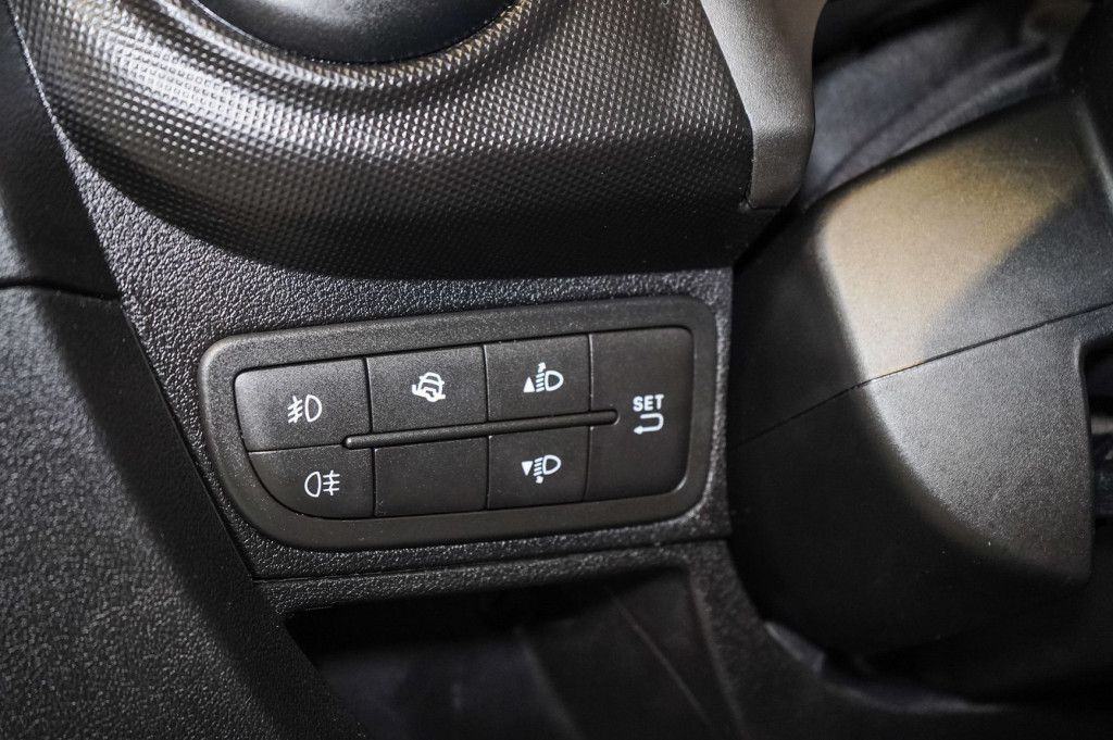 PEUGEOT BIPPER 1.3 HDI FURGÓN CERRADO 80 de segunda mano