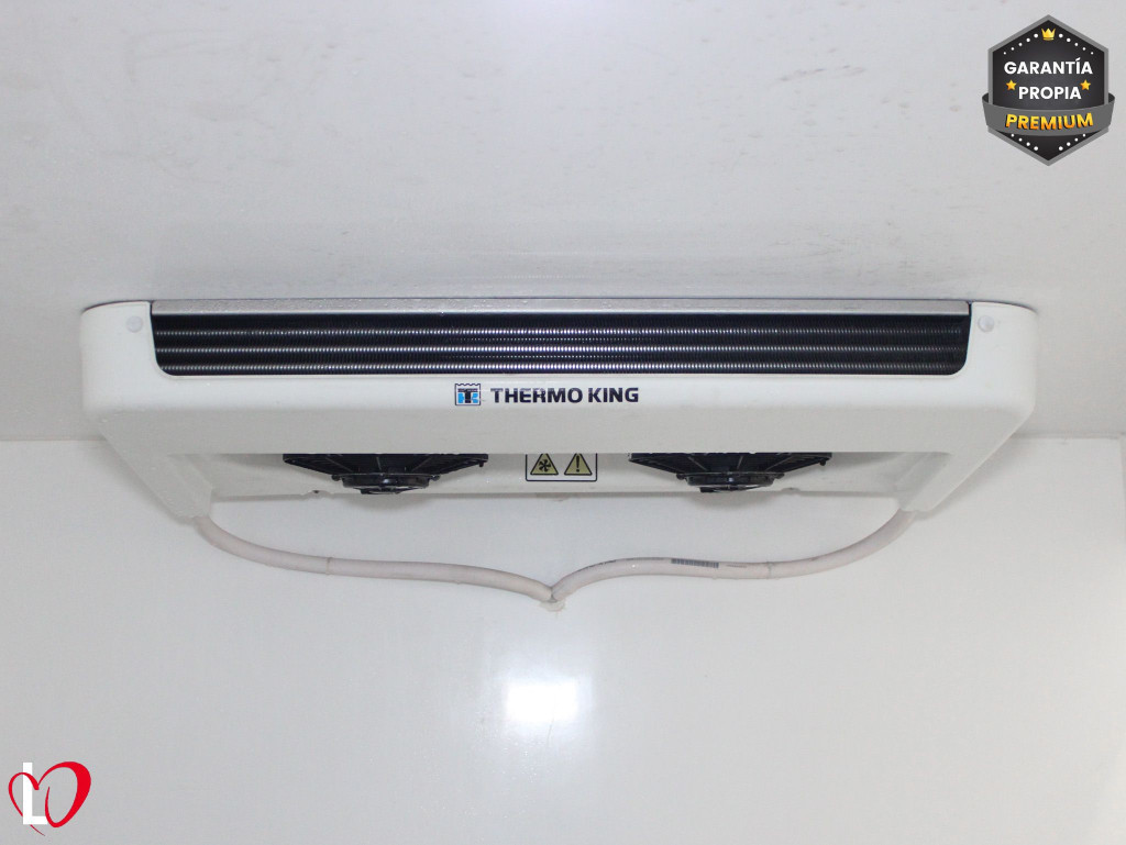 PEUGEOT BOXER 2.0 BlueHDI 330 ISOTERMO + EQUIPO FRIO (-18º) 110 de segunda mano