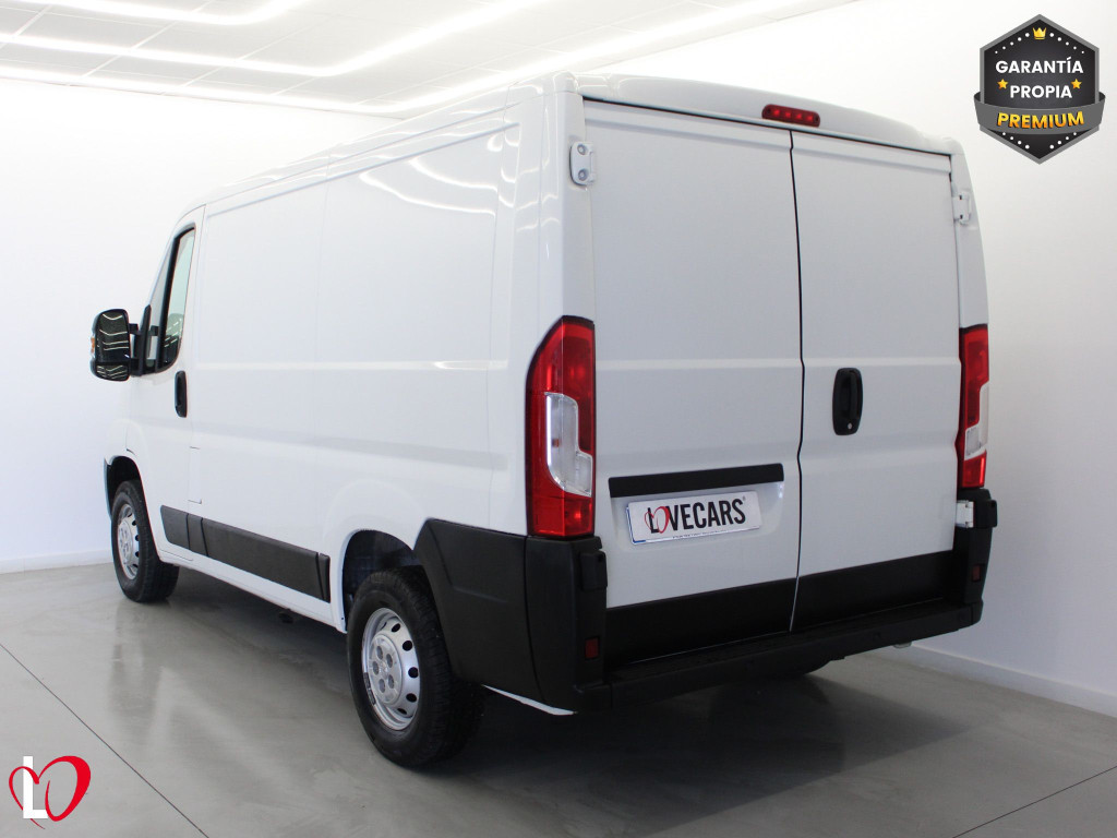 PEUGEOT BOXER 2.0 BLUEHDI FG. L1H1 PREMIUM 110 de segunda mano