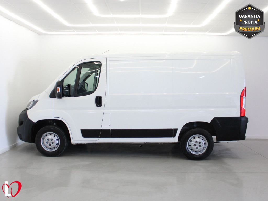 PEUGEOT BOXER 2.0 BLUEHDI FG. L1H1 PREMIUM 110 de segunda mano