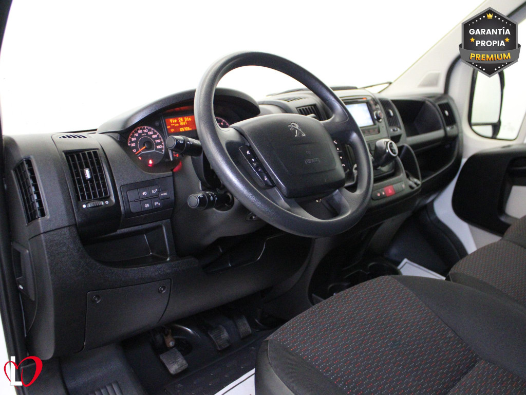 PEUGEOT BOXER 2.0 BLUEHDI FG. L1H1 PREMIUM 110 de segunda mano