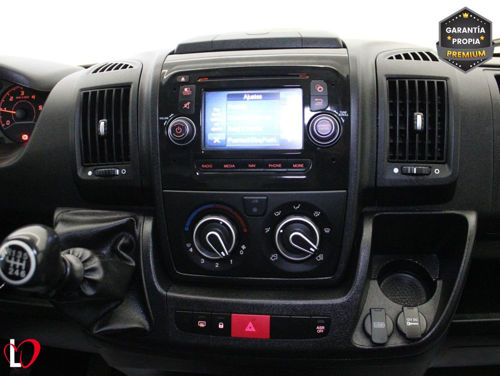 PEUGEOT BOXER 2.0 BLUEHDI FG. L1H1 PREMIUM 110 de segunda mano