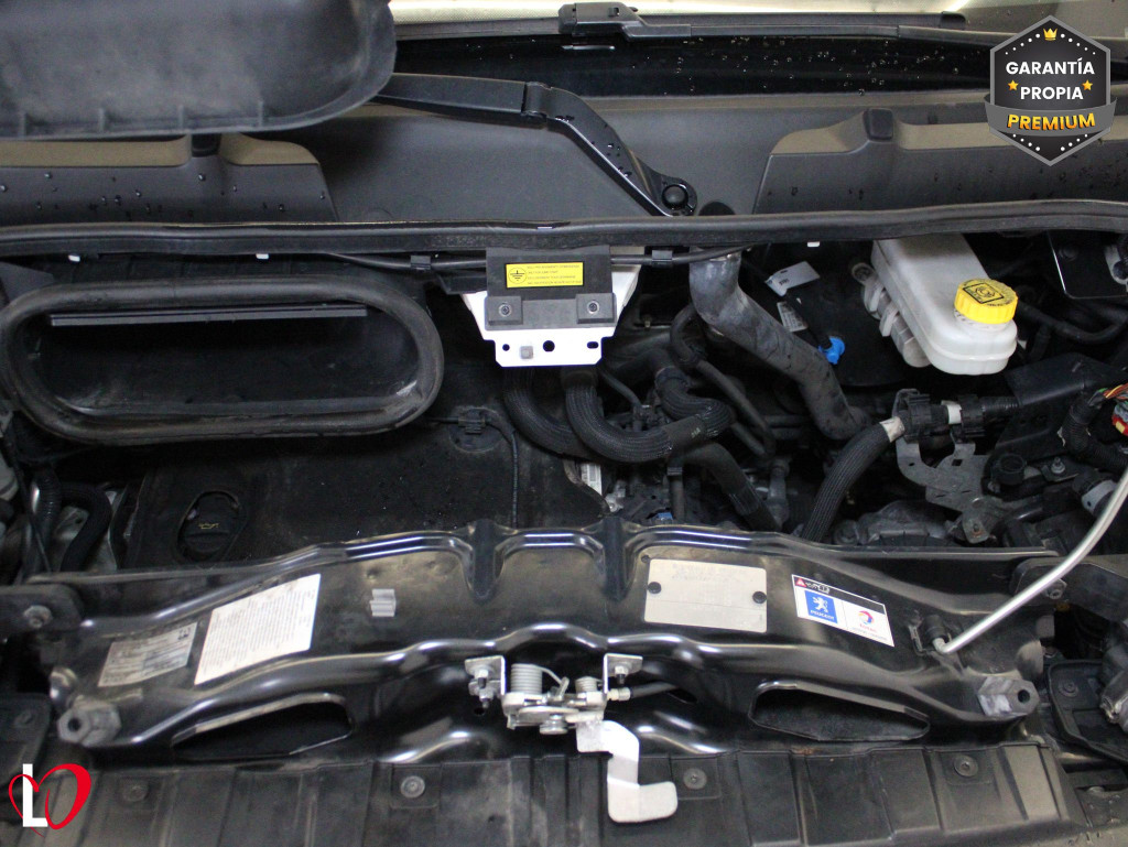 PEUGEOT BOXER 2.0 BLUEHDI FG. L1H1 PREMIUM 110 de segunda mano