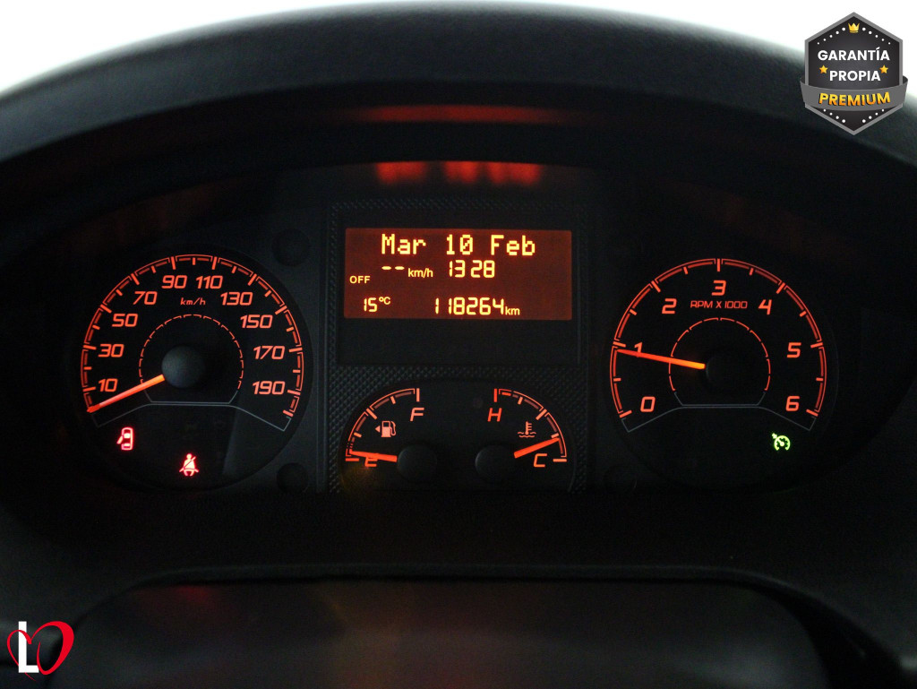 PEUGEOT BOXER 2.0 BlueHDI L1H1 330 ISOTERMO + EQUIPO FRIO 110 de segunda mano