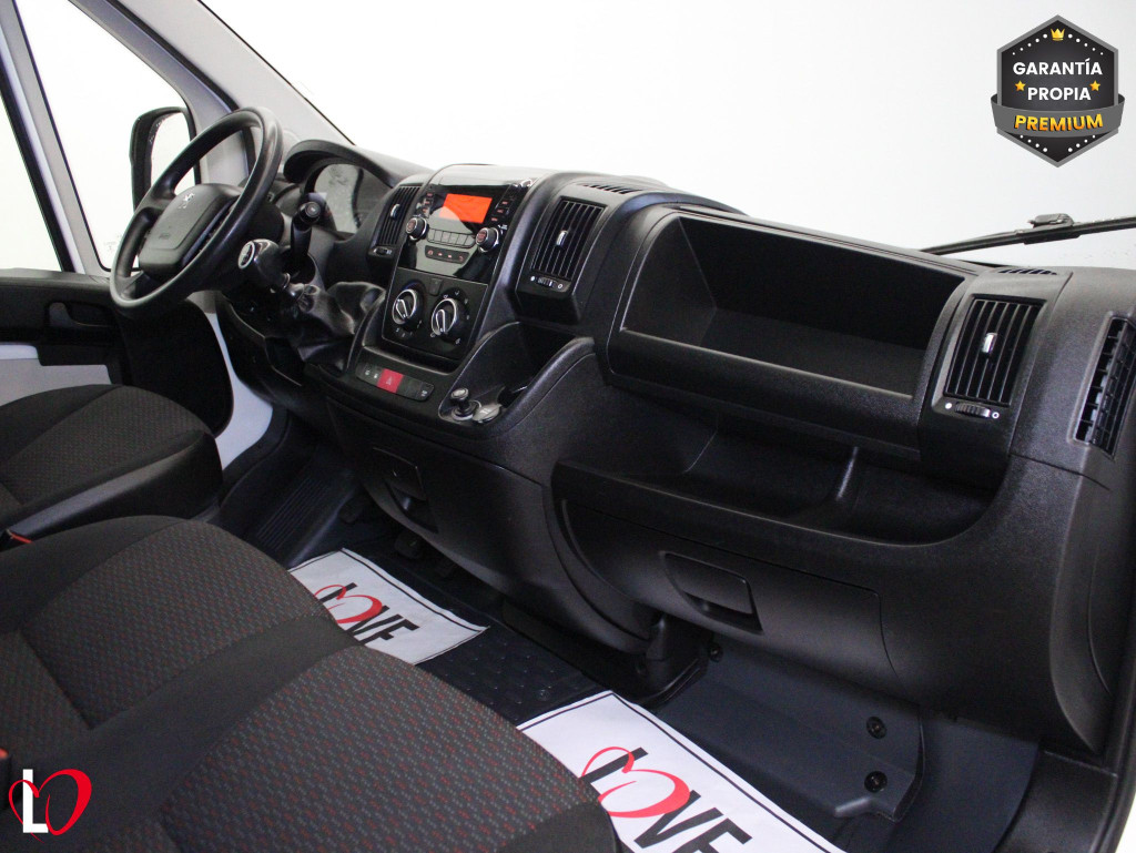 PEUGEOT BOXER 2.0 BlueHDI L1H1 330 ISOTERMO + EQUIPO FRIO 110 de segunda mano