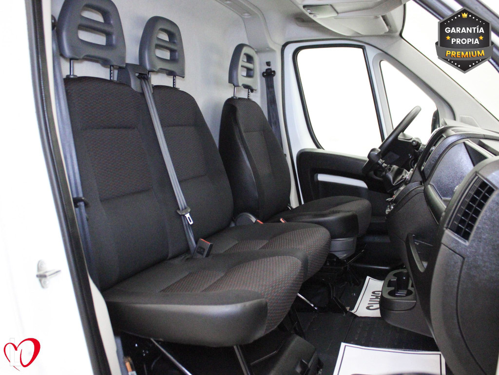 PEUGEOT BOXER 2.2 BlueHDI 88KW L2H2 333 ISOTERMO + FRIO 120 de segunda mano