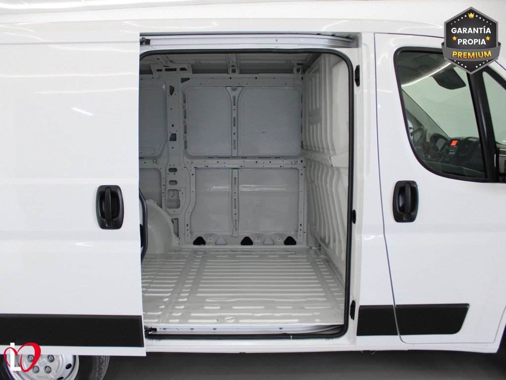 PEUGEOT BOXER 330 L1 H1 BlueHDI SS 6 VEL. 120 de segunda mano PEUGEOT BOXER 330 L1 H1 BlueHDI SS 6 VEL. 120 de segunda mano