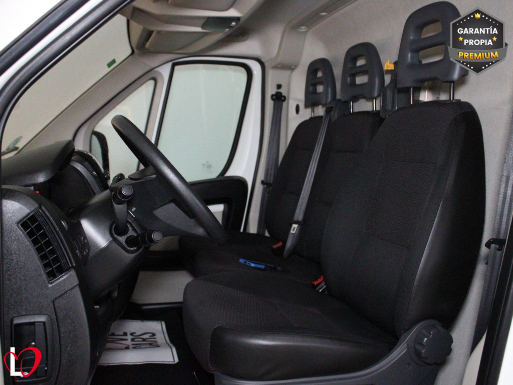 PEUGEOT BOXER BlueHDI 33 L2 H2 FURGÓN ISOTERMO 130 de segunda mano