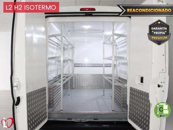 PEUGEOT BOXER BlueHDI 33 L2 H2 FURGÓN ISOTERMO 130 de segunda mano